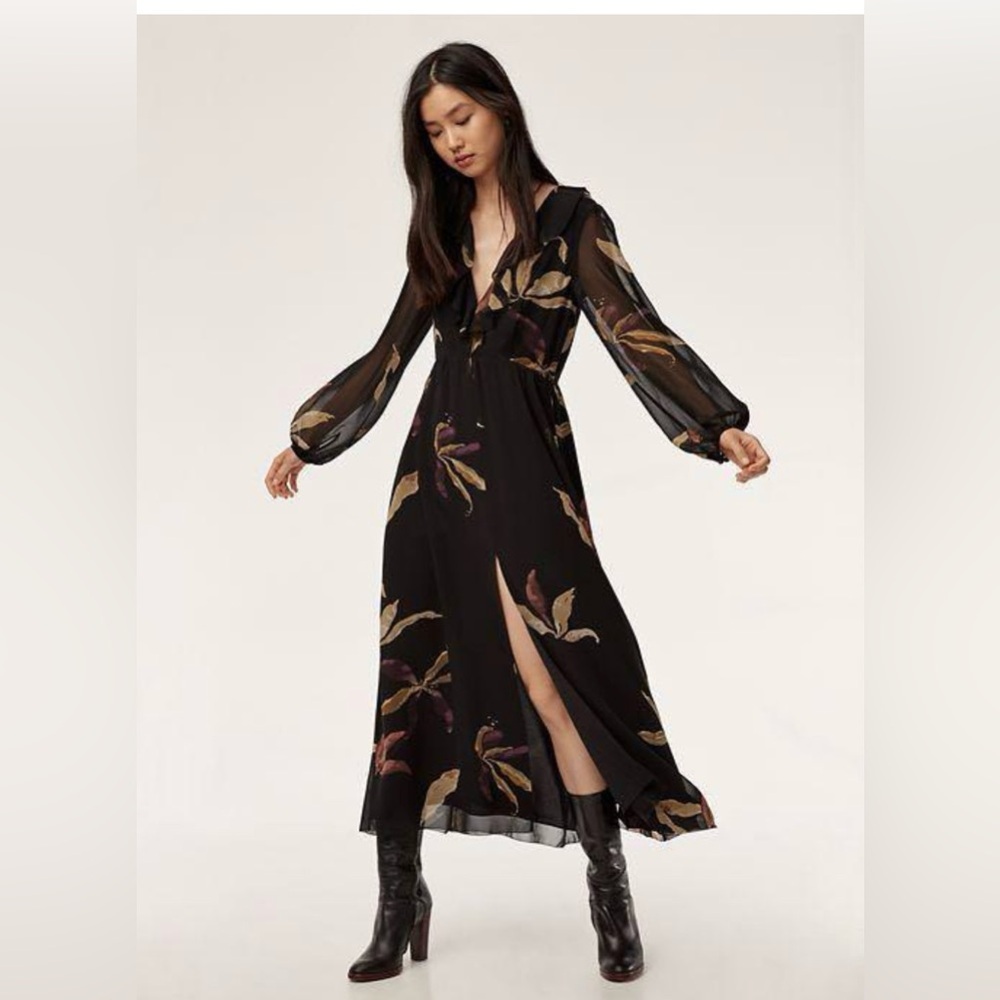 Aritzia Wilfred Maxi with slit